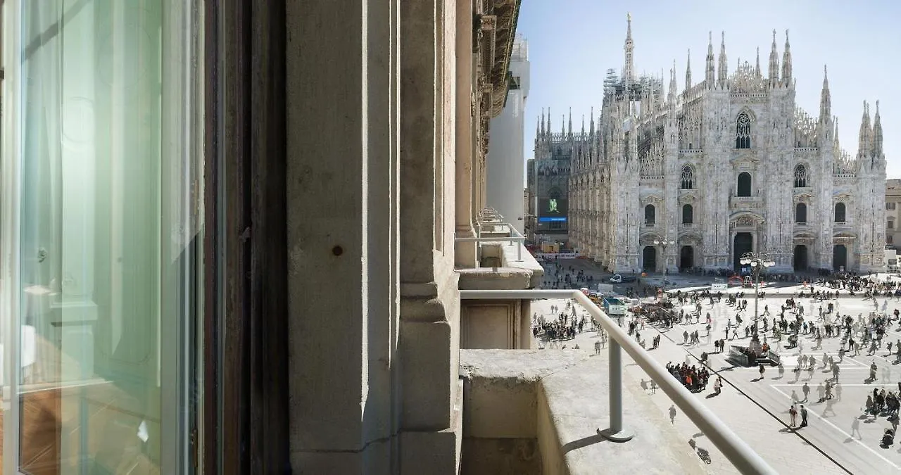 The Glamore Milano Duomo Italy