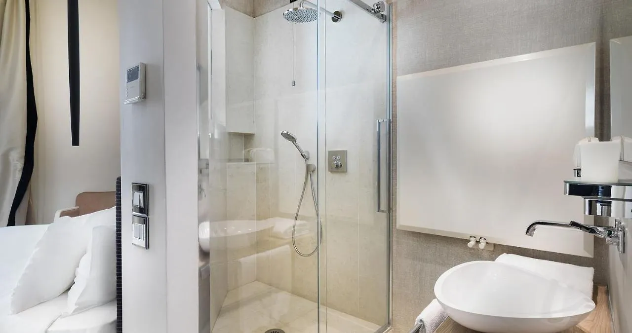 Hotel The Glamore Milano Duomo