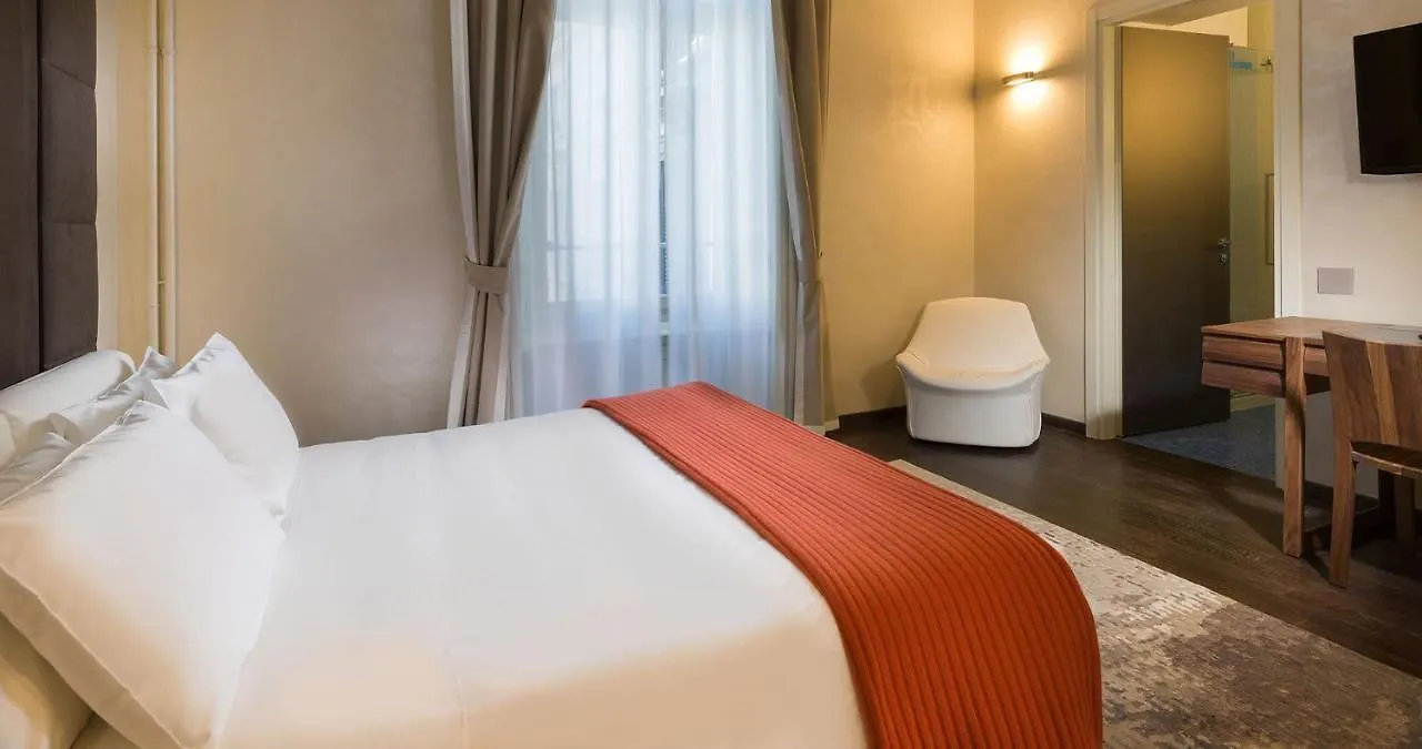 The Glamore Milano Duomo 5*, Milan