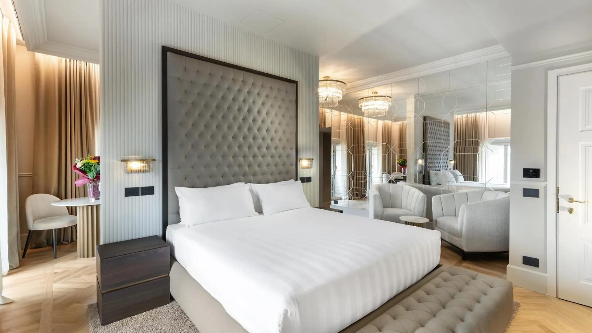 The Glamore Milano Duomo 5*, Milan Italy