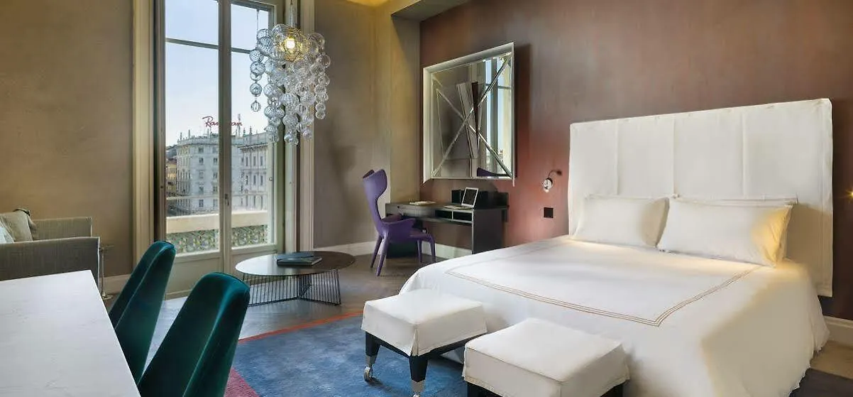 The Glamore Milano Duomo Italy
