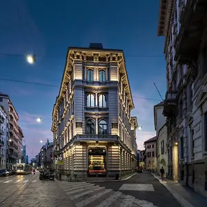Ξενοδοχείο Radisson Collection Hotel, Palazzo Touring Club