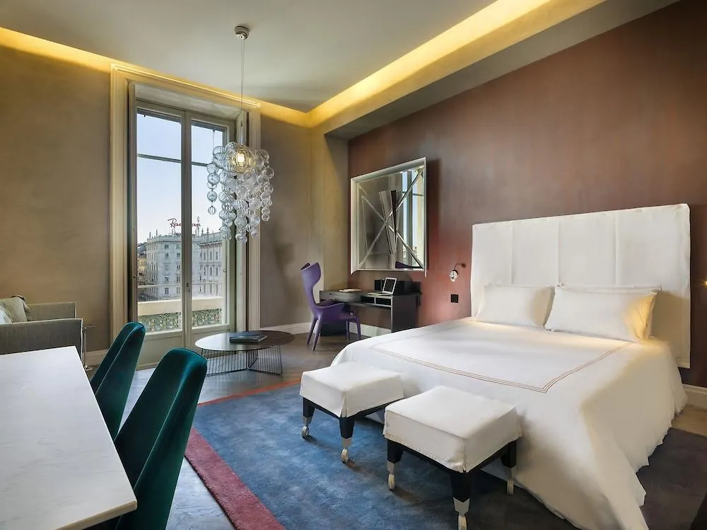 ***** Hotel The Glamore Milano Duomo Italie