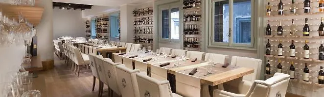 The Glamore Milano Duomo Hotel