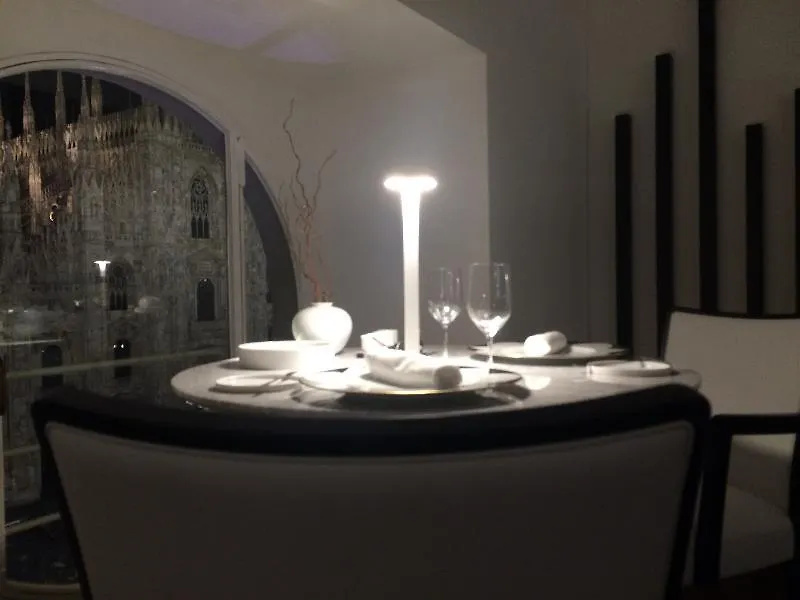 Hotel The Glamore Milano Duomo